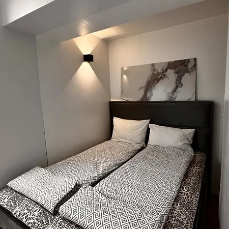 Apartman Una *